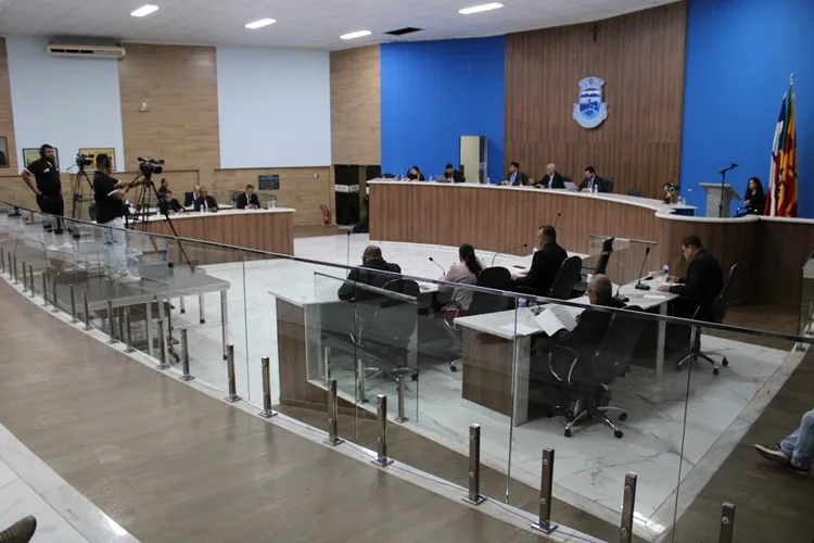 Câmara de Brumado tem pauta com projetos de lei e indicações nesta segunda (18)