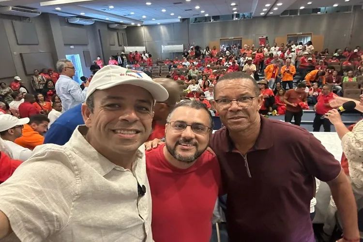 Ex-presidentes do PT de Brumado participam do seminário da CNB em Salvador
