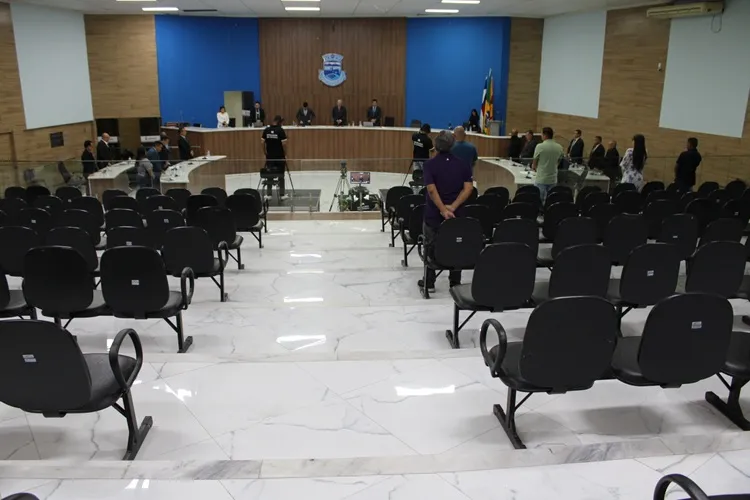 Câmara de Brumado apresenta 5 Projetos de Lei e 14 indicações nesta segunda (03)