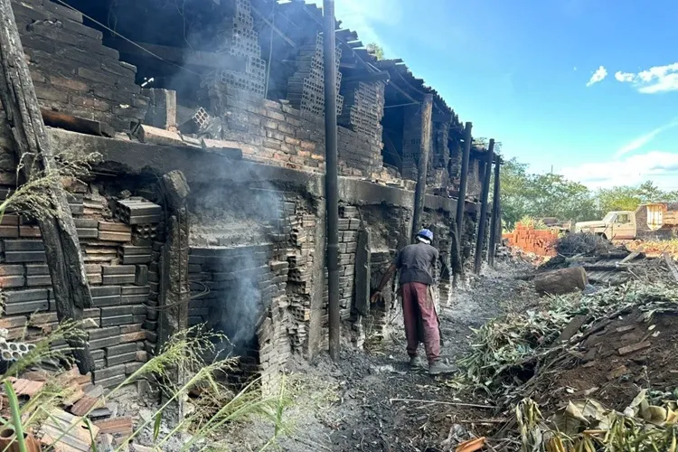 FPI paralisa atividades de cerâmica em condições precárias em Bom Jesus da Lapa