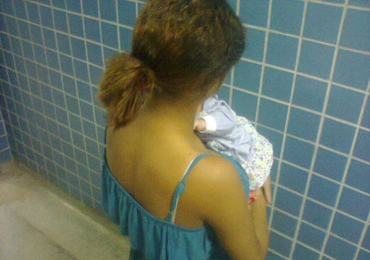 Mais de 17 mil meninas de até 14 anos foram mães no Brasil em 2021