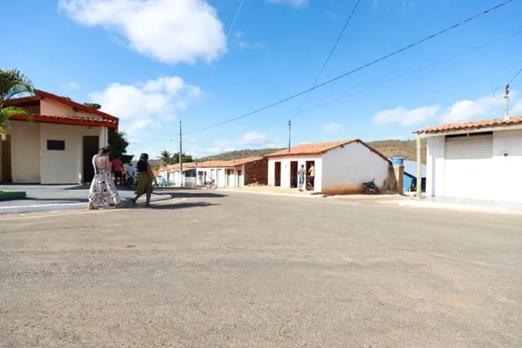 Presidente Jânio Quadros recebe investimentos em infraestrutura, saúde e esporte