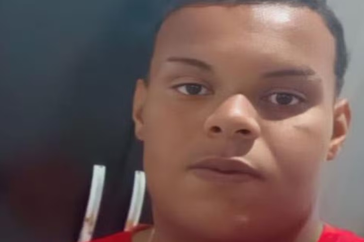 Adolescente de 17 anos desaparece após sair da residência da namorada em Coaraci