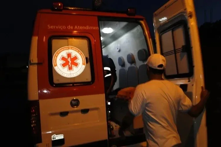 Homem de 39 anos é esfaqueado após discussão em Candiba e autor foge
