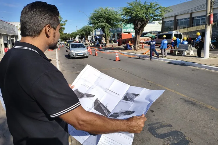 Com ciclovia e nova iluminação, começam as obras na Avenida Centenário em Brumado