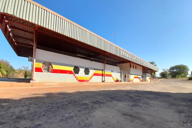 PM prende homem com mandado de prisão em aberto na Rodoviária de Brumado