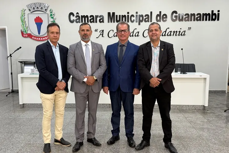 Fausto Azevedo é reeleito presidente da Câmara Municipal de Guanambi