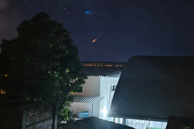 VÍDEO: Moradores de Brumado e região registam luz misteriosa cruzando o céu