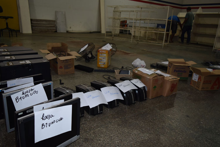 Ebal fecha unidade da Cesta do Povo em Brumado