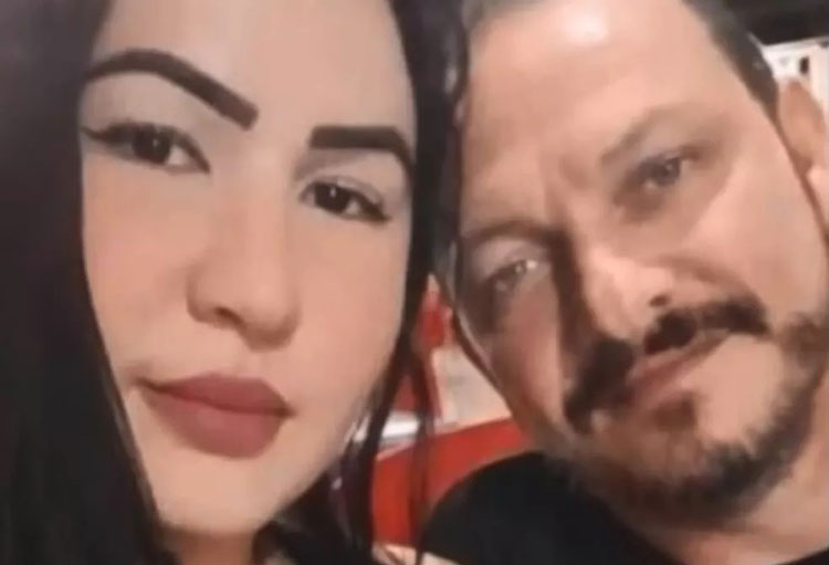 Mulher é morta pelo marido com facada no peito na frente do filho no Espirito Santo