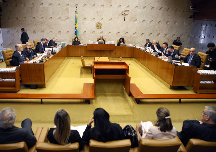 Ministros do STF contam com 88 folgas além dos finais de semana durante o ano