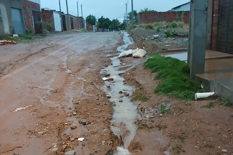 Moradores cobram infraestrutura no Bairro José Humberto Nunes em Guanambi