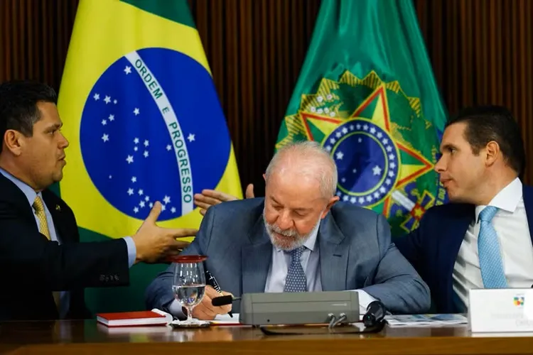 Relação entre governo e Congresso enfrenta seu pior momento