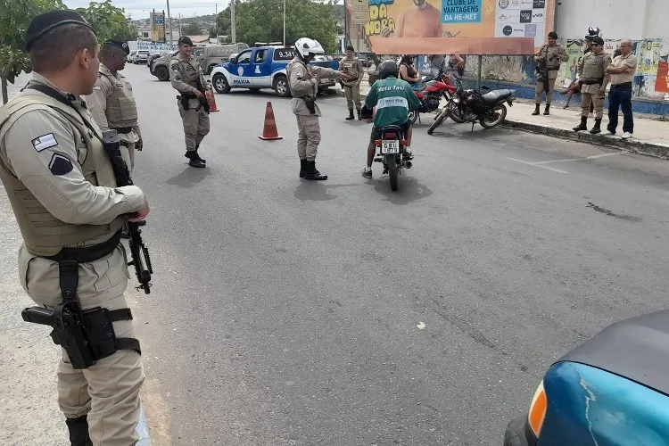 Operação Força Total cumpre mandados de prisão e apreensão de veículos em Brumado