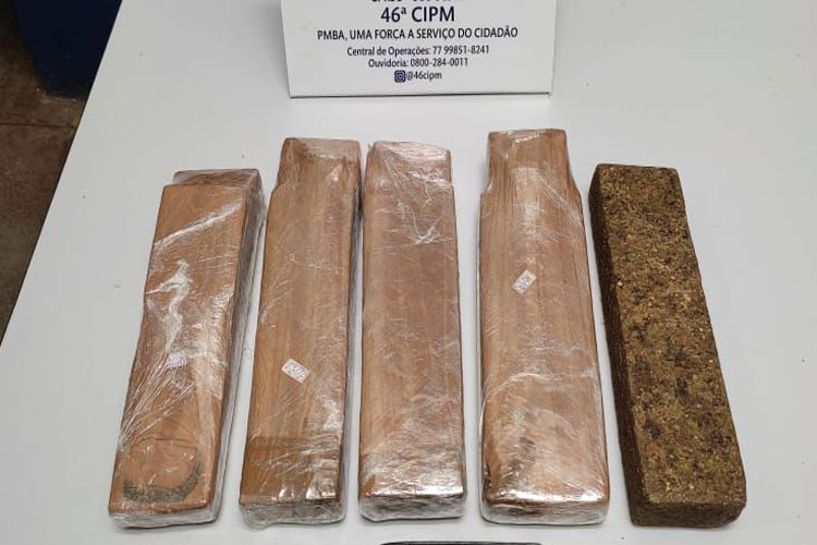 Polícia Militar apreende mais de 5 kg de maconha em Livramento de Nossa Senhora