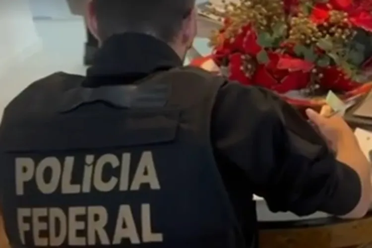 PF mira esquema que fraudava e 'vendia' benefícios previdenciários