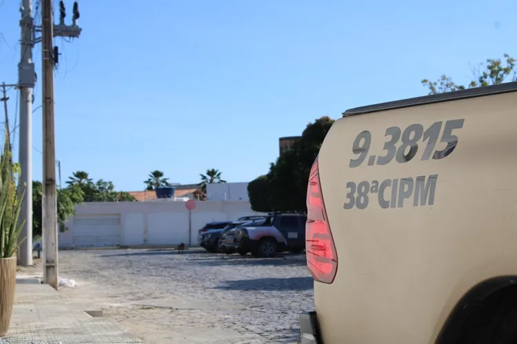 Homem é preso após violar medida protetiva, invadir casa e ameaçar ex em Serra do Ramalho