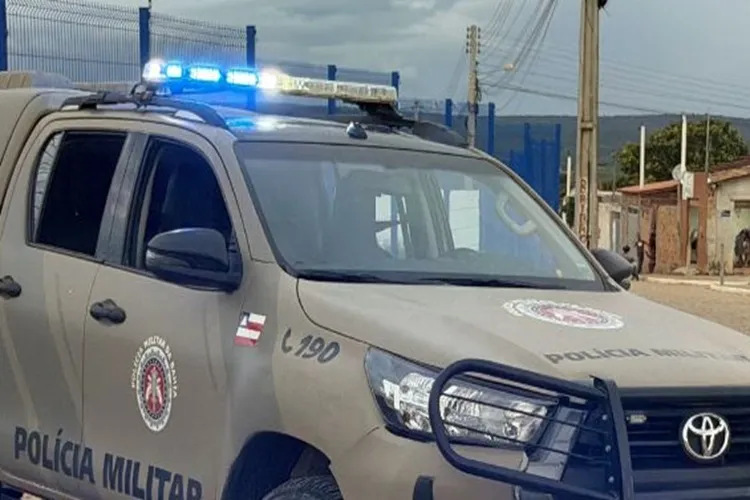 Foragido por roubo é preso em Tremedal após comportamento suspeito