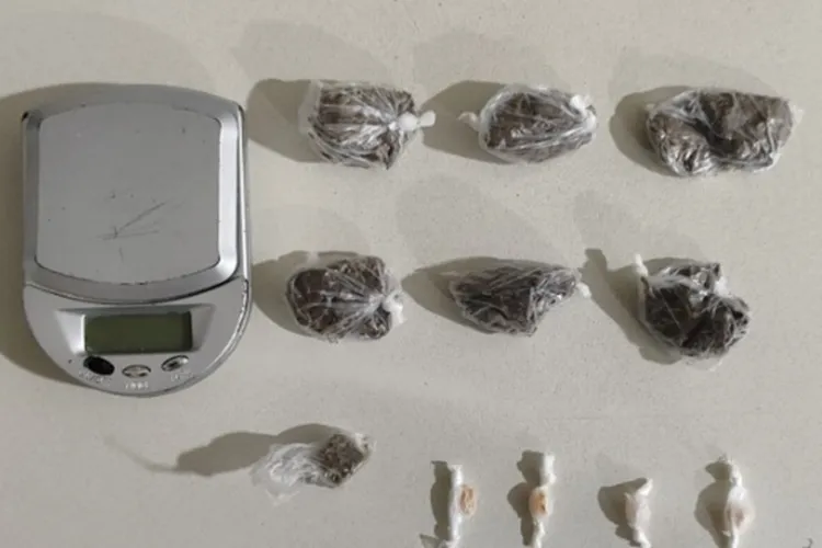 Rondesp apreende drogas e prende 2 suspeitos em Bom Jesus da Lapa