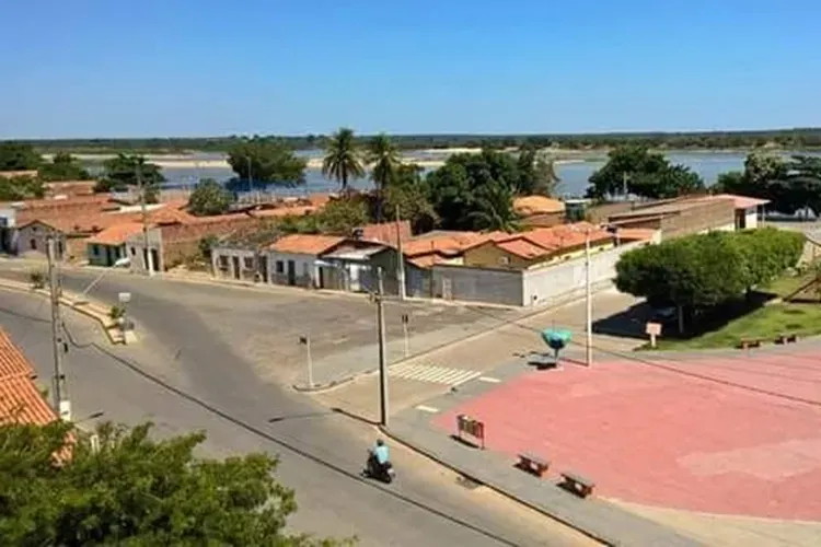 MPBA fiscaliza lixo e esgoto em Malhada, Serra do Ramalho e Feira da Mata