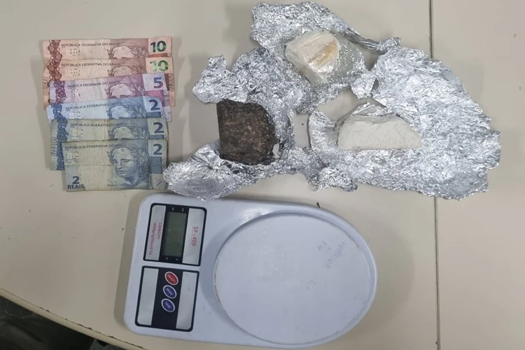 Homem é preso por tráfico de drogas em Guanambi