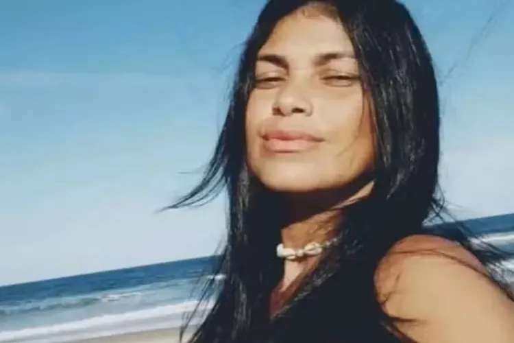 Ilhéus: Mulher achada morta em terreno baldio tinha marcas de perfurações no corpo