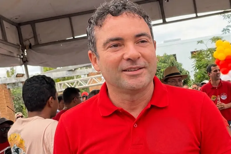 Brumado: Com jingles próprios, Fabrício Abrantes transforma disputa eleitoral em teste para 2028