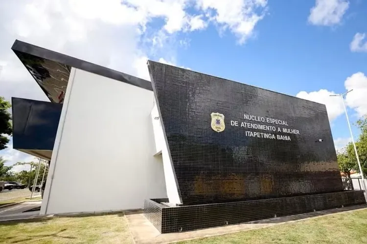 Pastor é preso após ameaçar e perseguir ex-companheira em Itapetinga