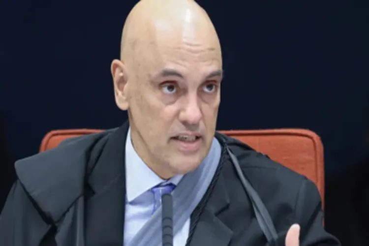 Governo Trump proíbe Alexandre de Moraes e aliados de entrarem nos EUA