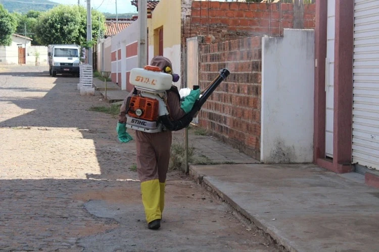 Casos de arboviroses diminuem na Bahia nas primeiras semanas de 2026