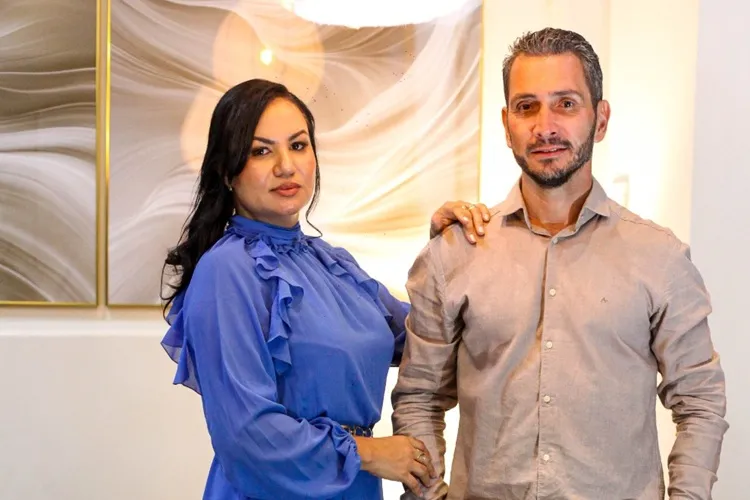 Select Mobel celebra a coleção 2025 com evento exclusivo inspirado no charme de um chá das cinco