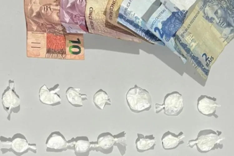 Mototaxista é preso acusado de tráfico de drogas em Livramento de Nossa Senhora