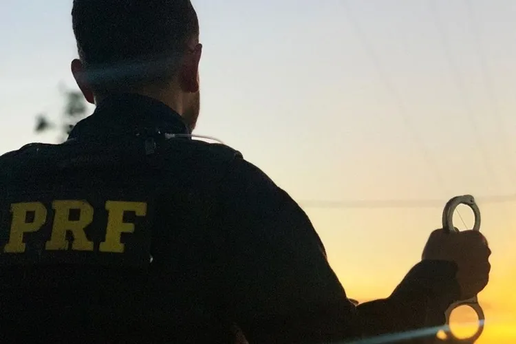 Homem suspeito de homicídio no Ceará é preso pela PRF em Jequié