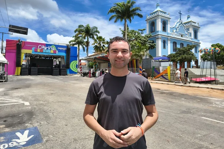 Prefeito convida comunidade regional para curtir o Carnaval 2026 em Brumado