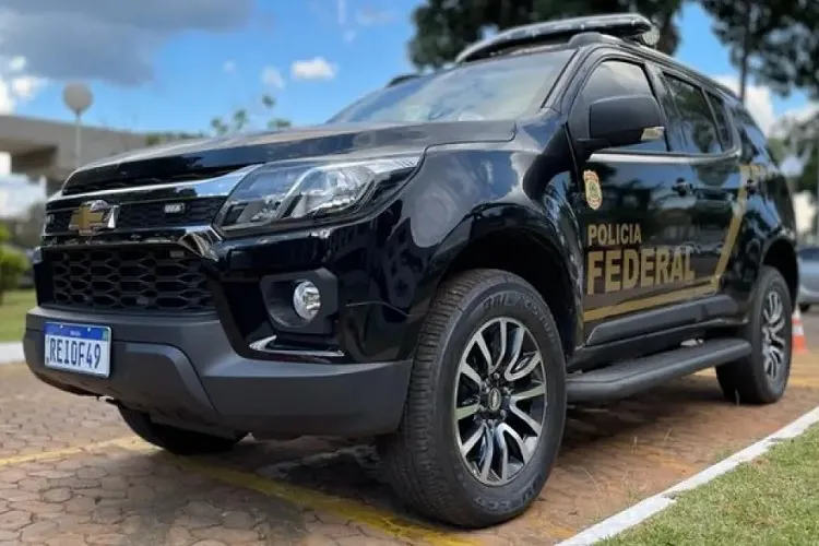 PF apura irregularidades em licitações que teriam desviado R$ 15 milhões na Bahia