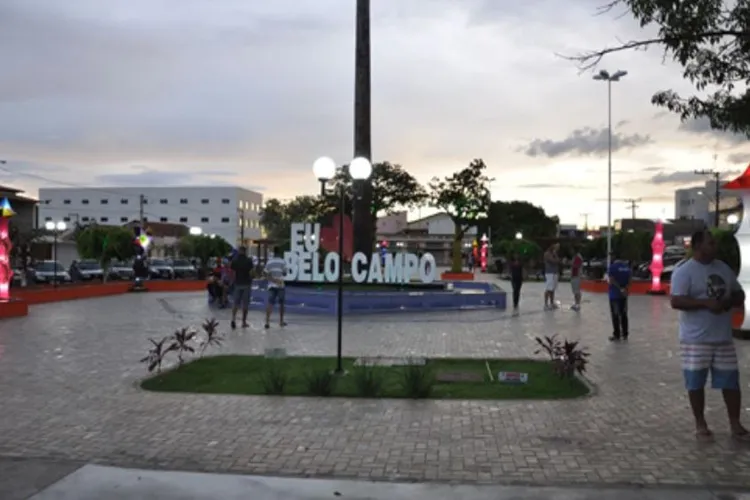 TCM multa ex-prefeito de Belo Campo e manda município devolver R$ 155 mil à educação