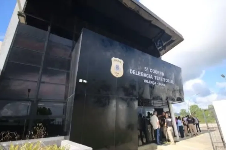 Dois homens são mortos a tiros após discussão durante festa 'paredão' em Valença