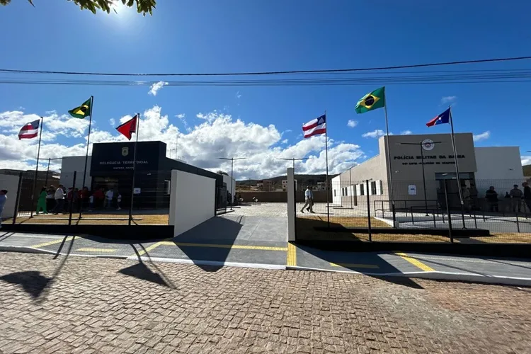 Com investimento de R$ 24 milhões, Igaporã ganha novo colégio de tempo integral