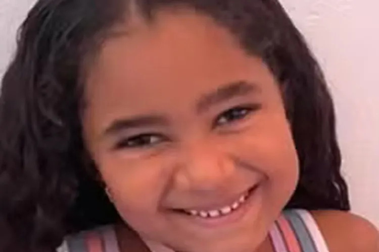 Conceição do Coité: Menina de 7 anos morre após receber descarga elétrica em chocadeira