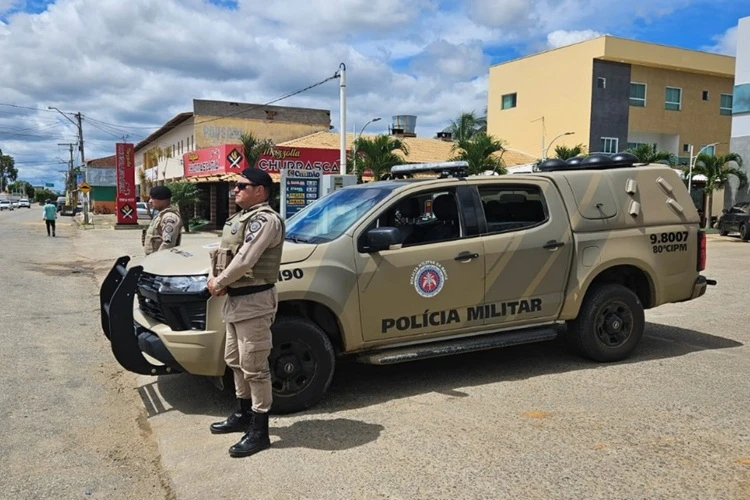 Mulher é vítima de tentativa de homicídio em Cândido Sales