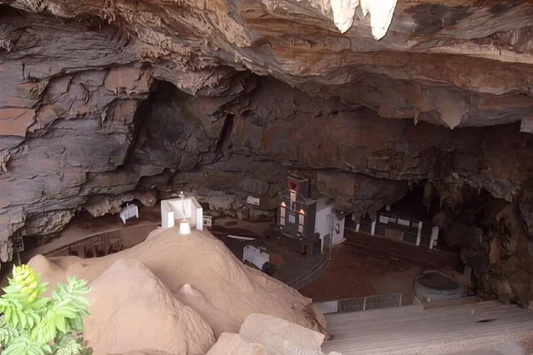 Cenário de chuvas intensas causa interdição da Gruta da Mangabeira em Ituaçu