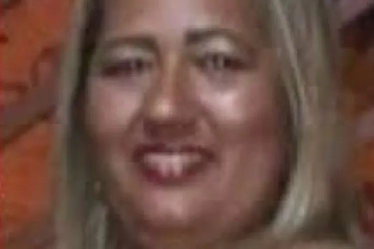 Homem é preso em flagrante por matar a própria mãe com pedradas e golpes de faca