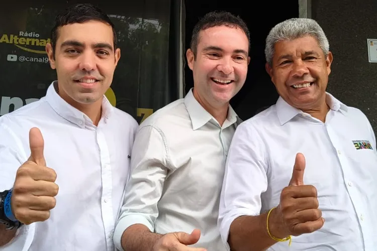 Jerônimo Rodrigues chega a Brumado para entregar pacote de obras e anunciar investimentos