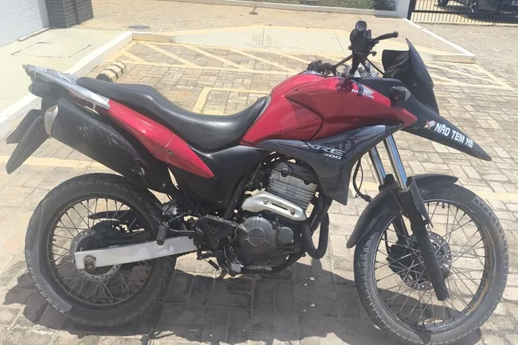 80ª CIPM prende homem com veículo furtado que praticava direção perigosa em Piripá