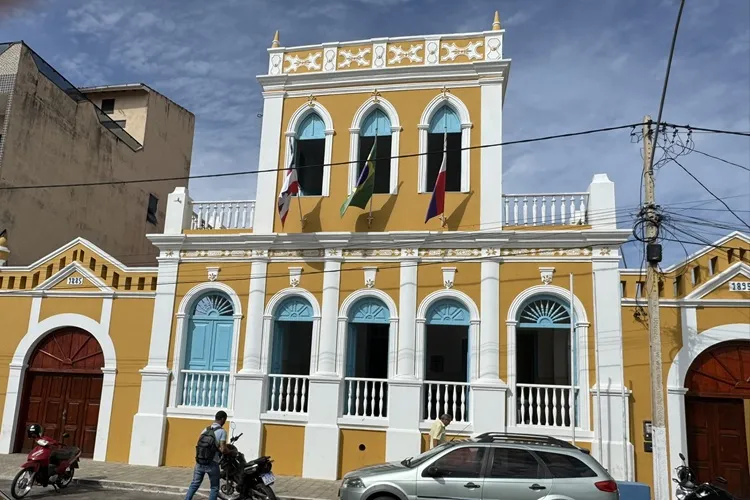 Macaúbas investe R$ 3,5 milhões na construção de 30 casas populares