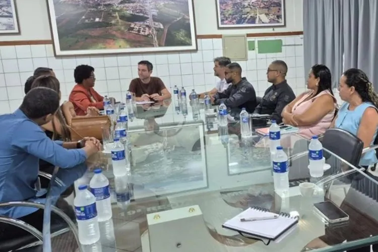 Município e Estado alinham ações para ampliar educação no sistema prisional de Brumado