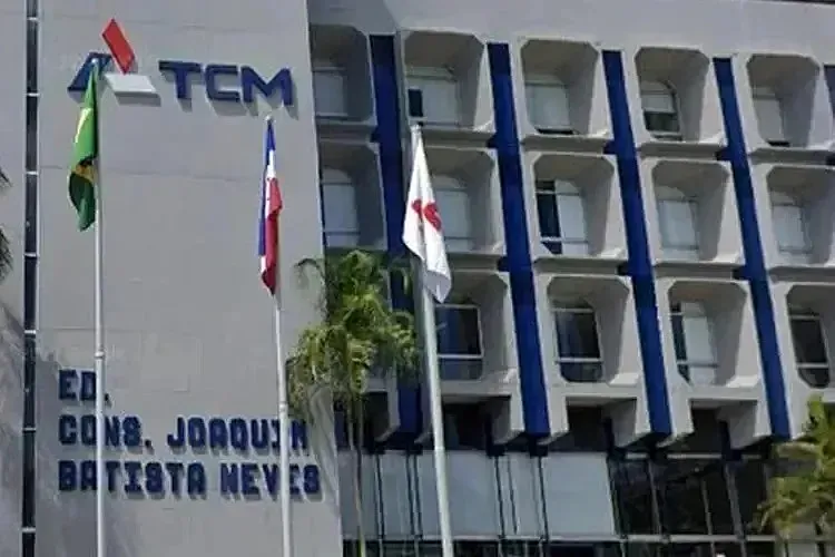 TCM manda suspender compra de brinquedos educativos de R$ 485 mil em Acajutiba