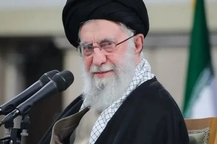 Mídia estatal do Irã confirma morte do líder supremo Ali Khamenei