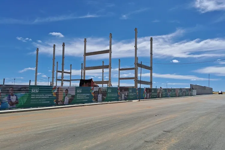 Obras da moderna escola do Sesi em Guanambi avançam