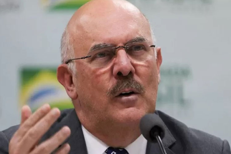 Milton Ribeiro pede demissão do Ministério da Educação após escândalo dos pastores